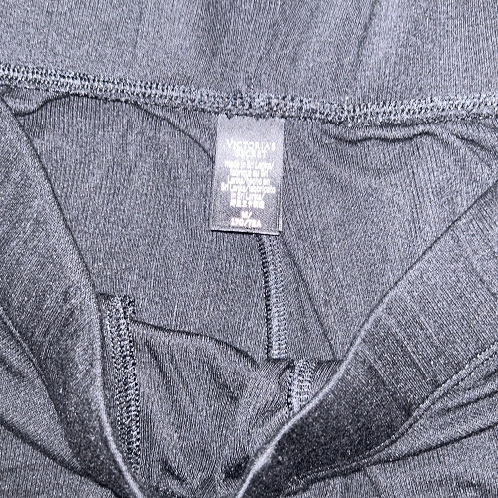 Victoria’s Secret Set !! - Picture 8 of 8